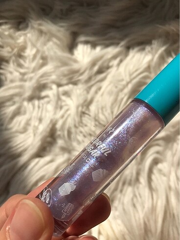  Beden Lipgloss