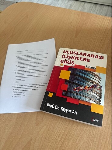 Uluslararası ilişkilere giriş