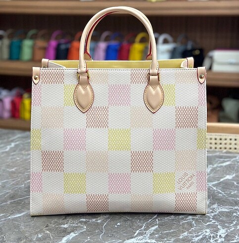 Louis Vuitton lv onthego
