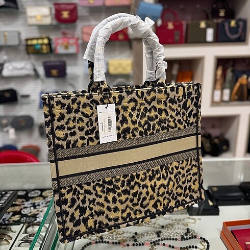 Dior Christian dior indirimde kaçırma