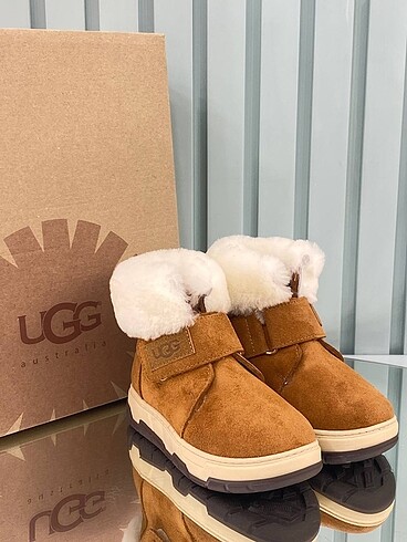 Ugg bot