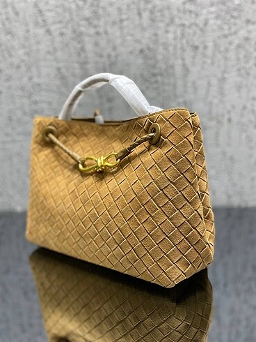  Beden Bottega veneta çanta