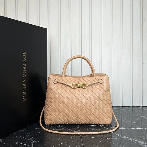  Beden Bottega veneta