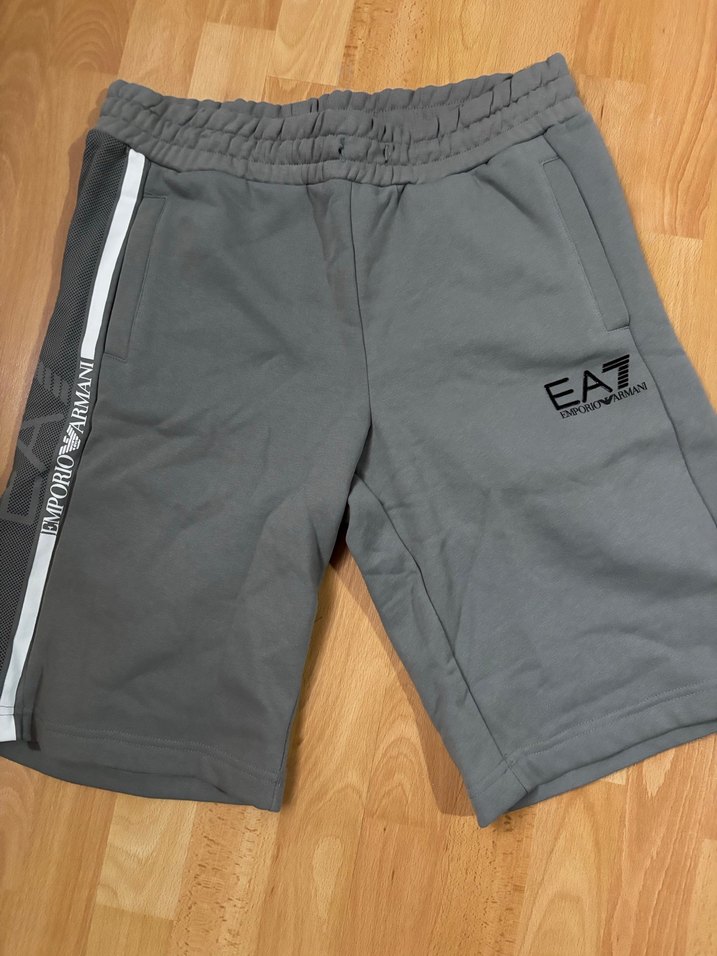 EA7 Gri Erkek Spor Şort - Görsel 2