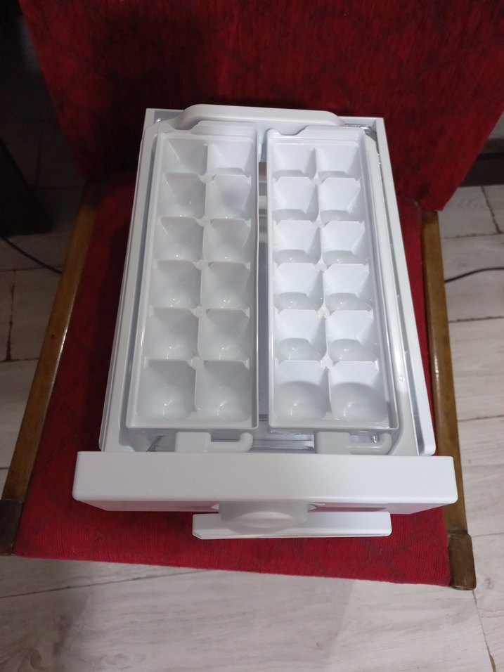 Beyaz Buz Küpü Kalıbı ve Kutusu - Görsel 4