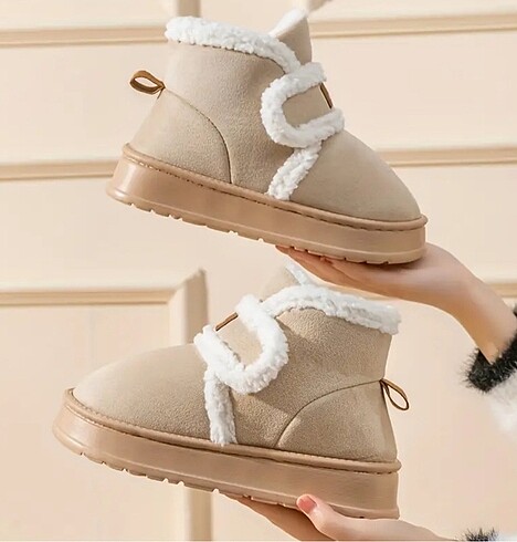 36 Beden Ugg model bej kürklü bot