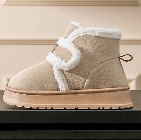 36 Beden camel Renk Ugg model bej kürklü bot