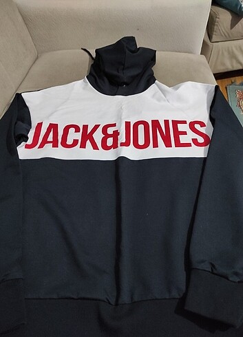 JACK & JONES 