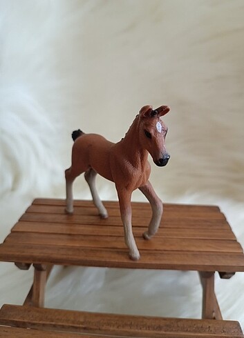 Schleich tay