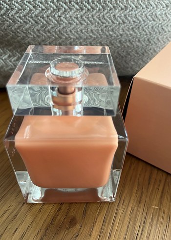  Beden Renk Narciso Eau Neroli Ambree Kadın Parfümü 90 ml