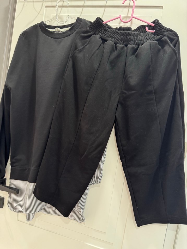 Kadın Siyah Pilili Rahat Kumaş Pantolon - Görsel 4