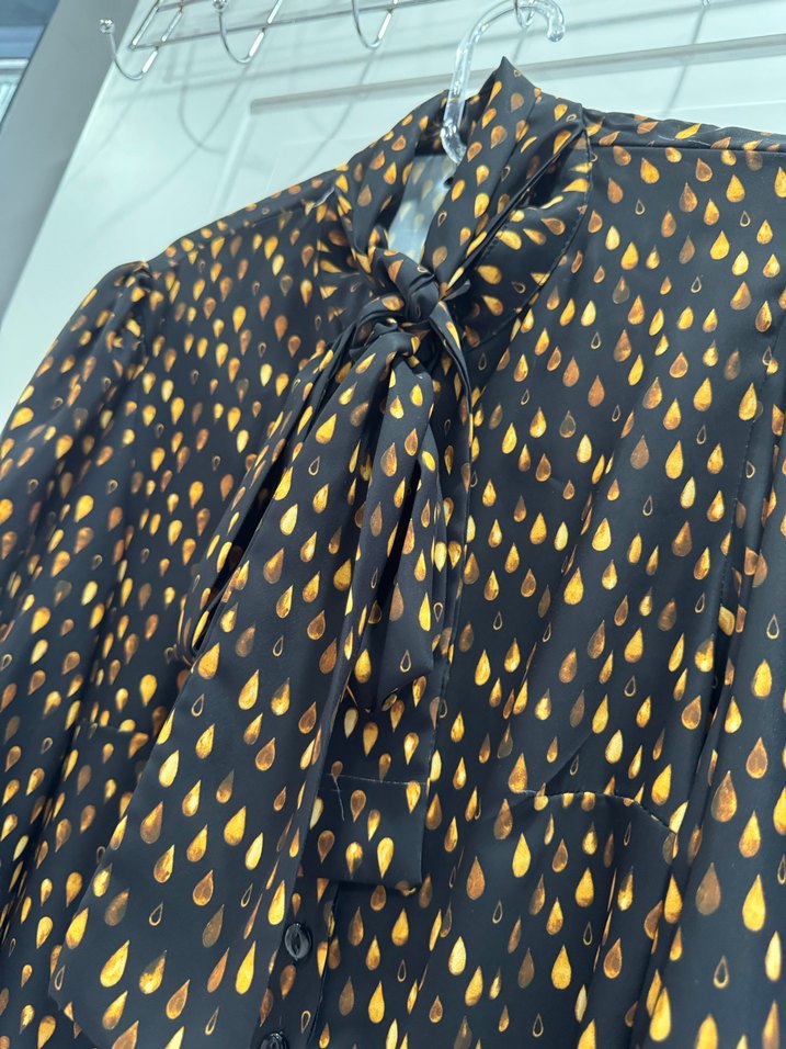 Kadın Siyah Düğmeli Uzun Kollu Gömlek - Görsel 2