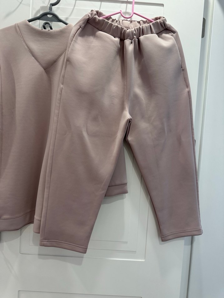 V Yaka Bej Kadın Eşofman Takımı - Görsel 3