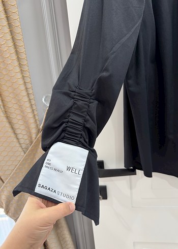 Düğmeli Siyah Keten Uzun Kollu Gömlek - Görsel 3