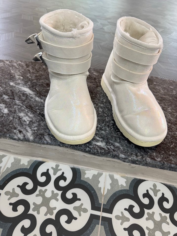 İçi Polarlı ugg - Görsel 2