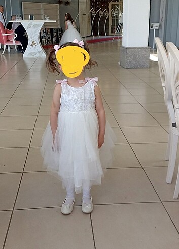 LC Waikiki Çocuk gelinlik