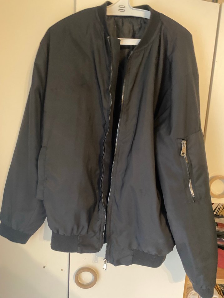 Siyah Fermuarlı Rahat Kesim Kadın Ceket - Görsel 2