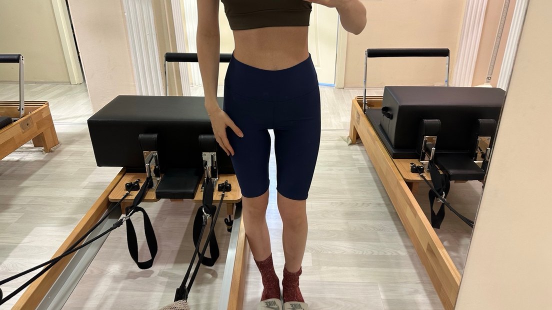 Siyah Midi  Spor Şortu - Görsel 2