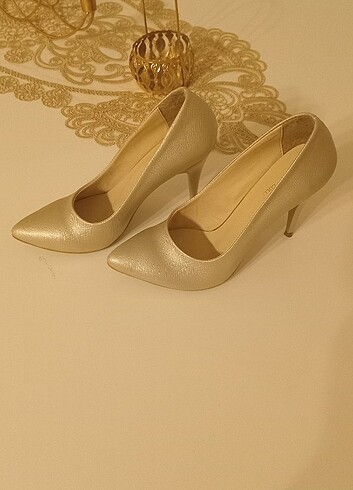 36 Beden altın Renk Stiletto