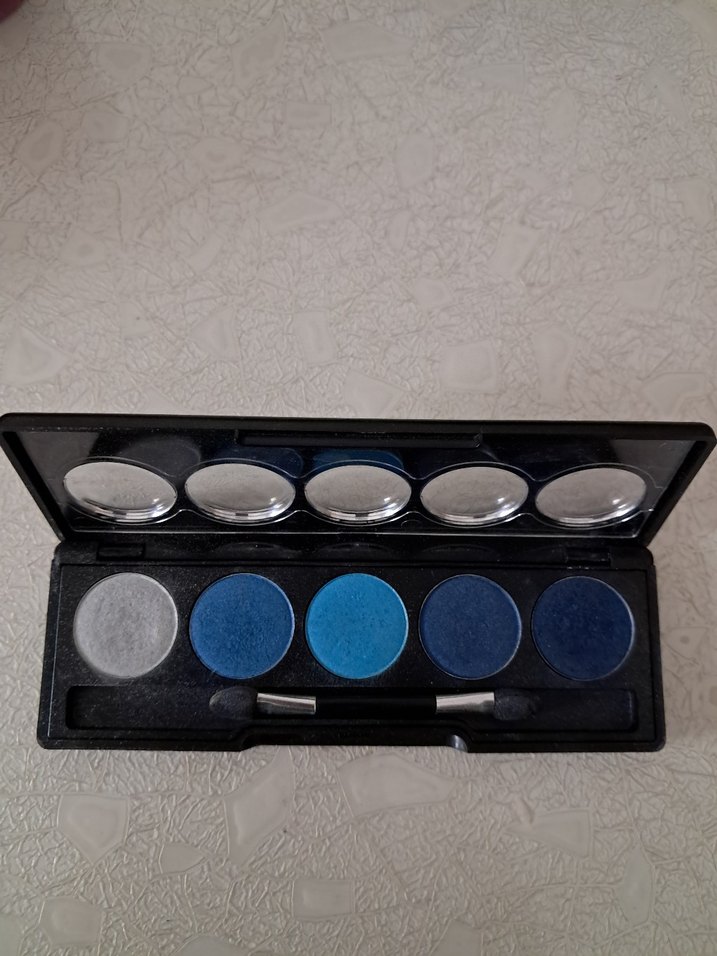 Mavi Tonlarda Göz Farı Paleti - Görsel 4