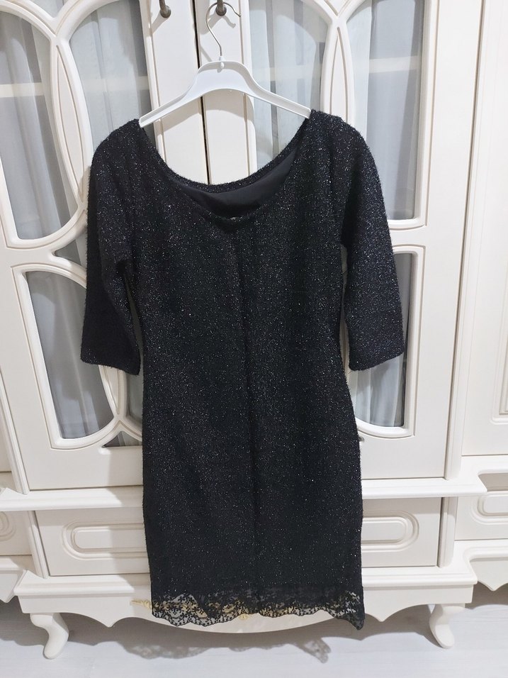 Siyah Elbise - Görsel 2