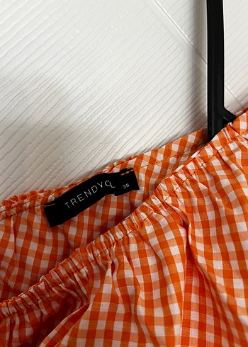 Trendyol & Milla Turuncu Kareli Crop