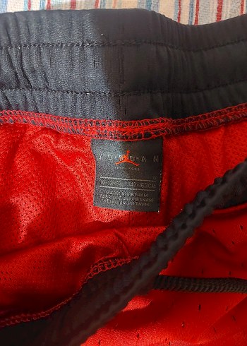 Kırmızı Elastik Bel Spor Şort - Görsel 2