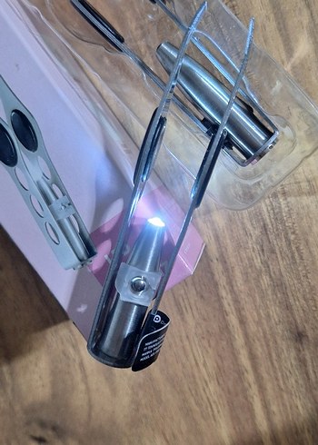 Eklips LED Işıklı Cımbız - Pratik Manikür Aracı