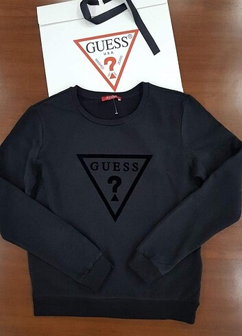 Guess sweatshirt 