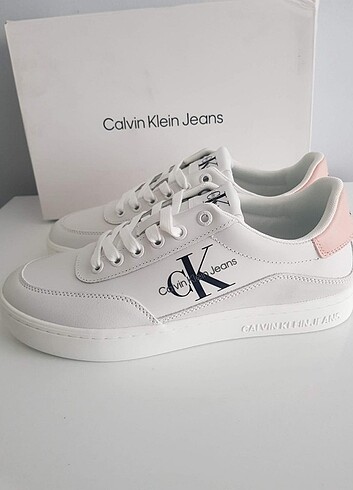 Calvin klein sneaker 39
