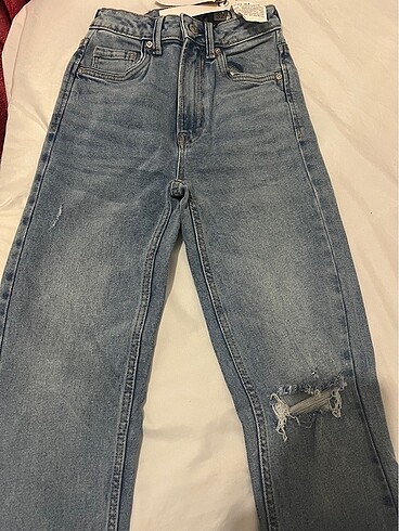 32 Beden Stradivarius Mom Slim fit pantolon