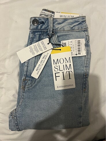 Stradivarius Mom Slim Fıt Pantolon