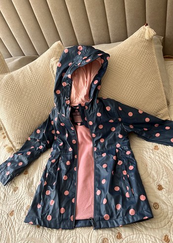 Kız Çocuk Kapüşonlu Puantiyeli ince mont - Görsel 5