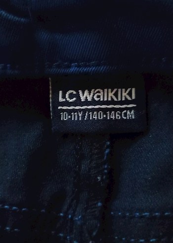 10 Yaş Beden lacivert Renk #lc Waikiki #lacivert#erkek#pantolon#