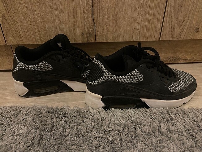 36,5 Beden siyah Renk Orijinal air Max spor ayakkabı