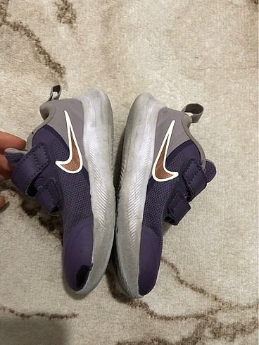24 Beden Kız Çocuk Orijinal Nike Spor Ayakkabı