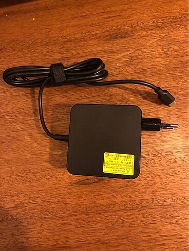  Beden Renk Retro Ac Adaptör (type-C)