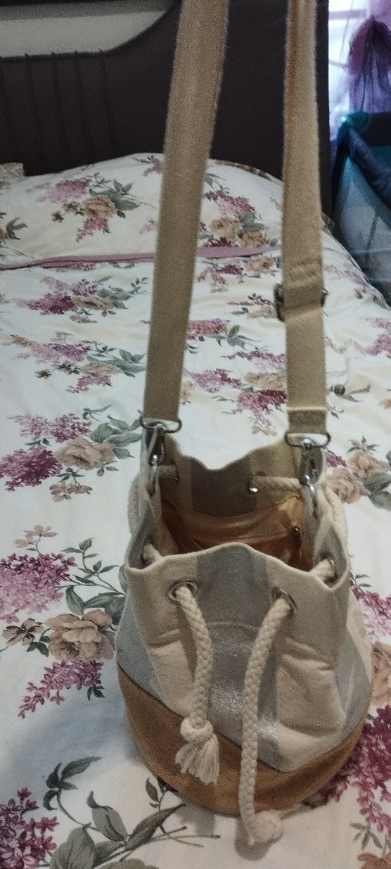 Beyaz Baskılı Gri Kadın Omuz Çantası - Görsel 2