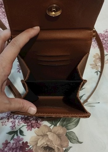  Beden Diger Kahverengi Deri Nakışlı Kadın Çapraz Çanta