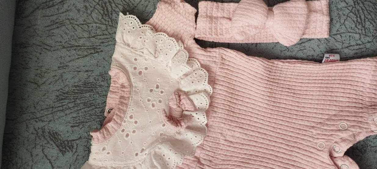 Pembe Fırfırlı Nakışlı Bebek Tulum - Görsel 2