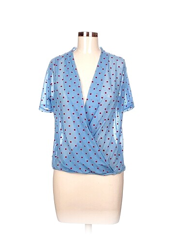 Zara Bluz %70 İndirimli.