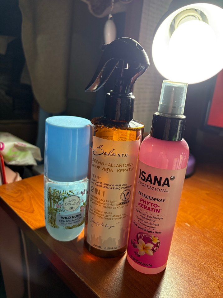 ISANA ve Saç Bakım Spreyleri Seti - Görsel 2
