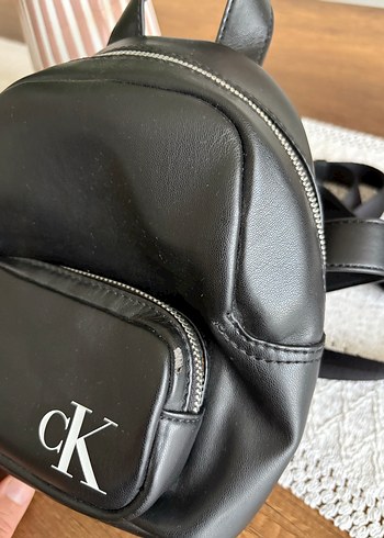 Siyah Deri Kadın Sırt Çantası - Görsel 3