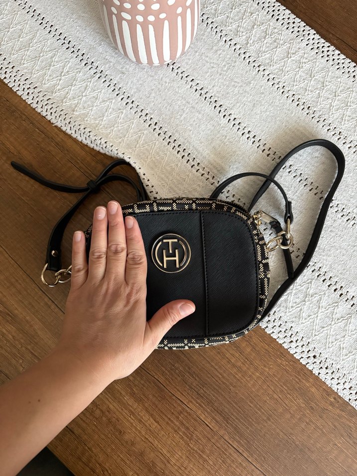 Zincir Detaylı Siyah Deri Kadın Çapraz Çanta - Görsel 4