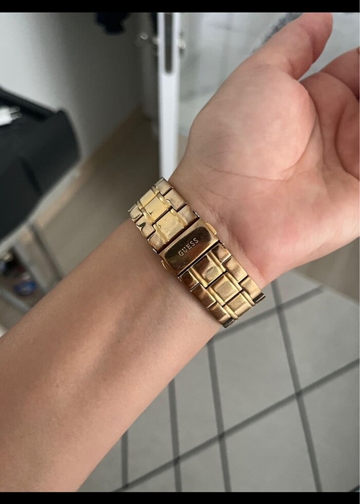 Guess saat - Görsel 2