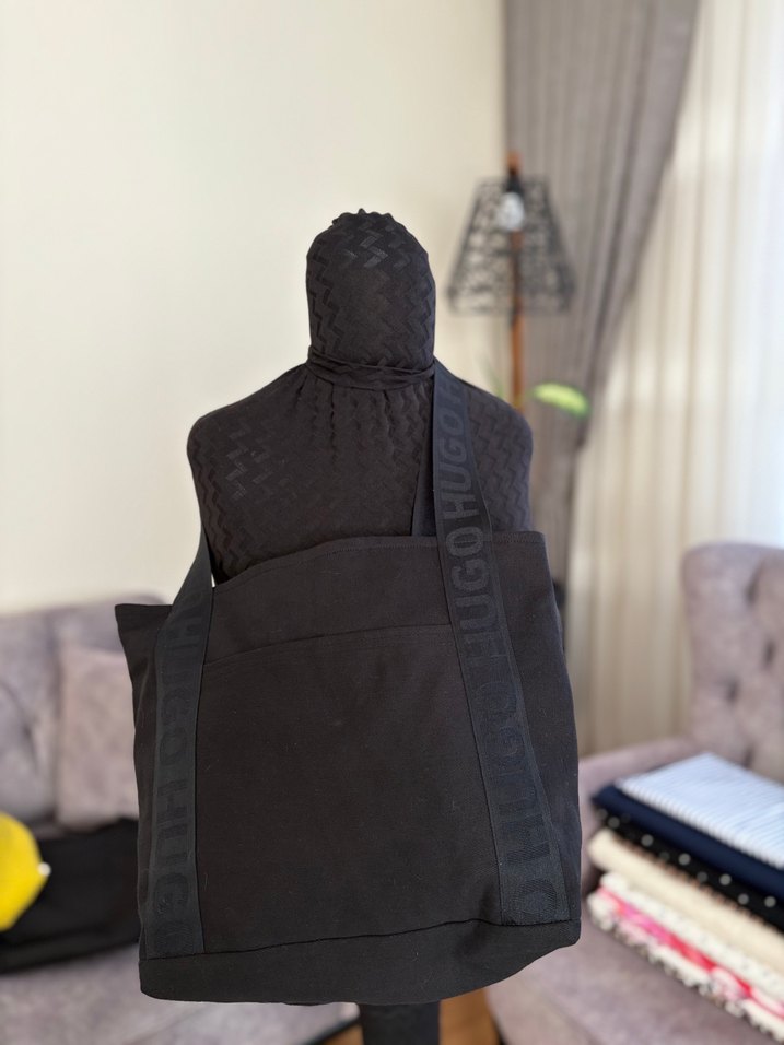 Siyah Minimalist Kadın Omuz Çantası - Görsel 2