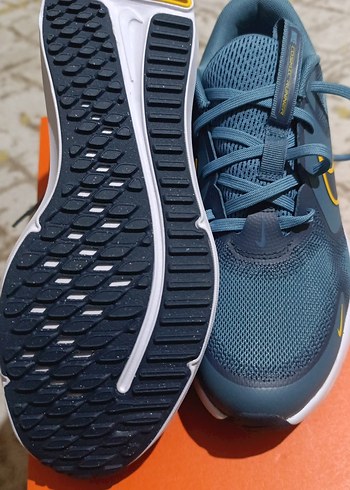 Nike Mavi Gri Bağcıklı Koşu Ayakkabısı - Görsel 2