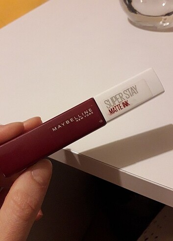 Beden maybelline new york matte ink mat ruj super stay 50 voyager