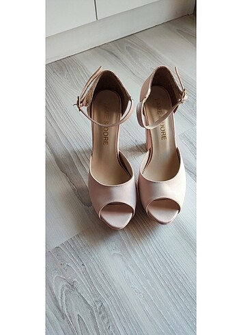 Stiletto 