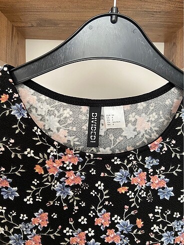H&M Mini çiçekli elbise